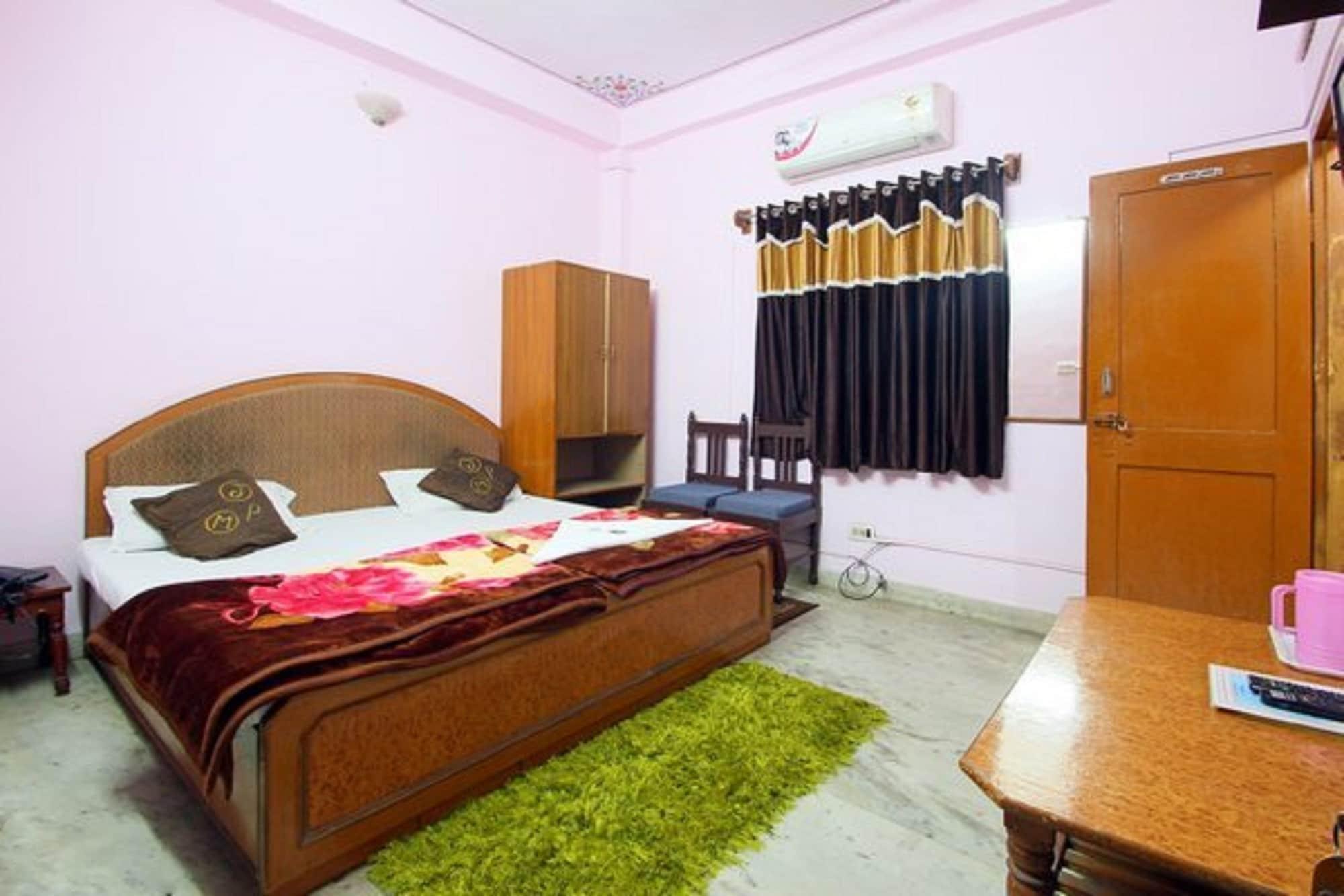 Super Oyo Flagship 72253 Jai Maa Palace Hotel Dzsaipur Kültér fotó